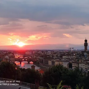 Appartamento Incantevole Con Parcheggio Gratuito, Firenze